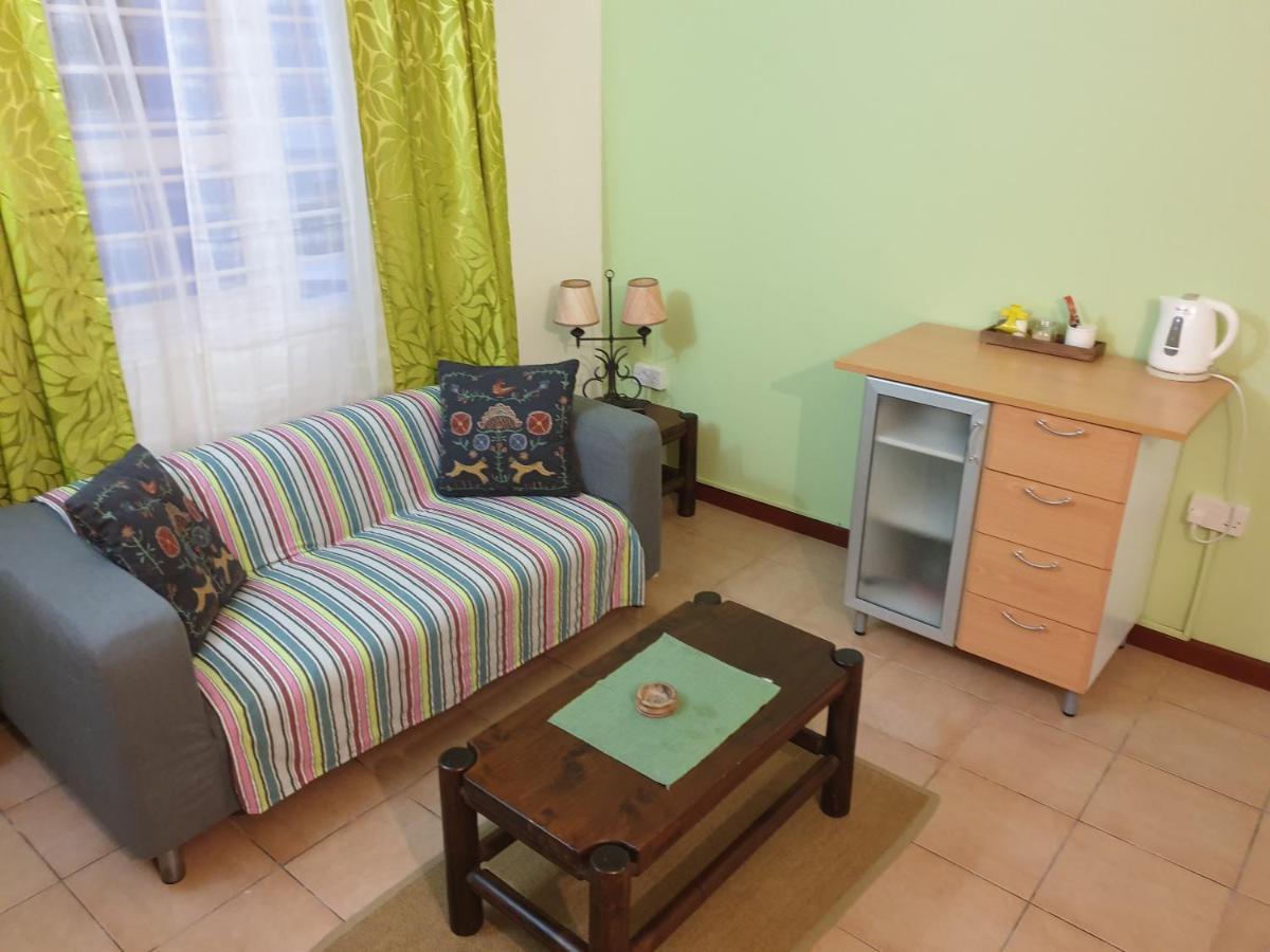 La Maison Hibiscus Self Catering Accommodation Beau Vallon  Bagian luar foto